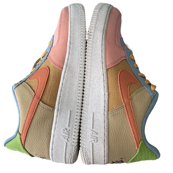 Nike Air Force 1 '07 LV8 "Sun Club"  golden sand color way - Picture 5 of 9